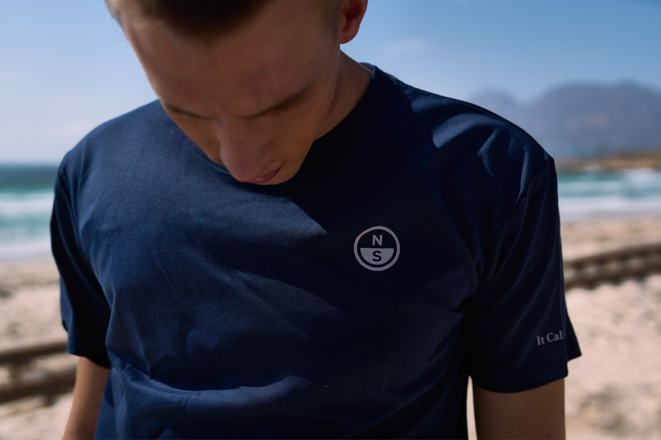 VOYAGER TEE
