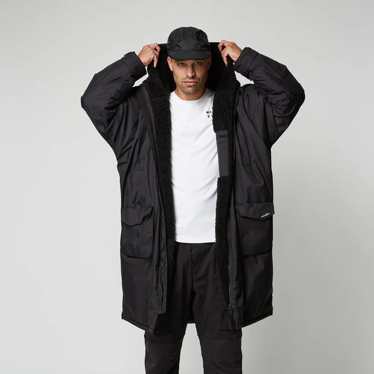 DARK TECH SERIES PONCHO EXPLORE - Black