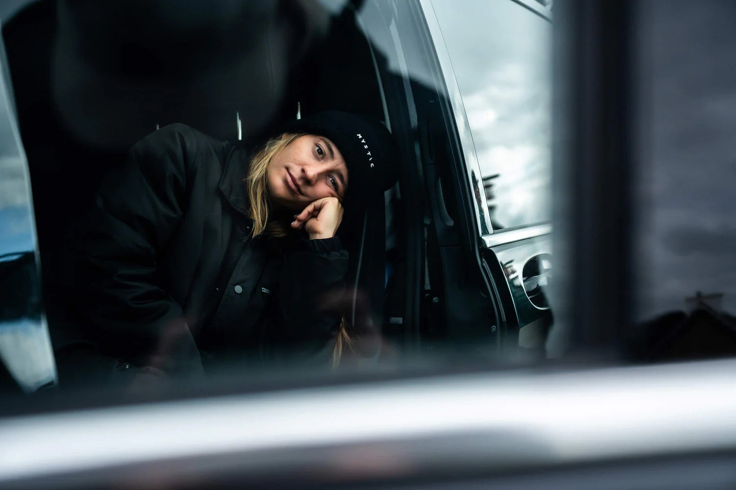 THE LOGO BEANIE