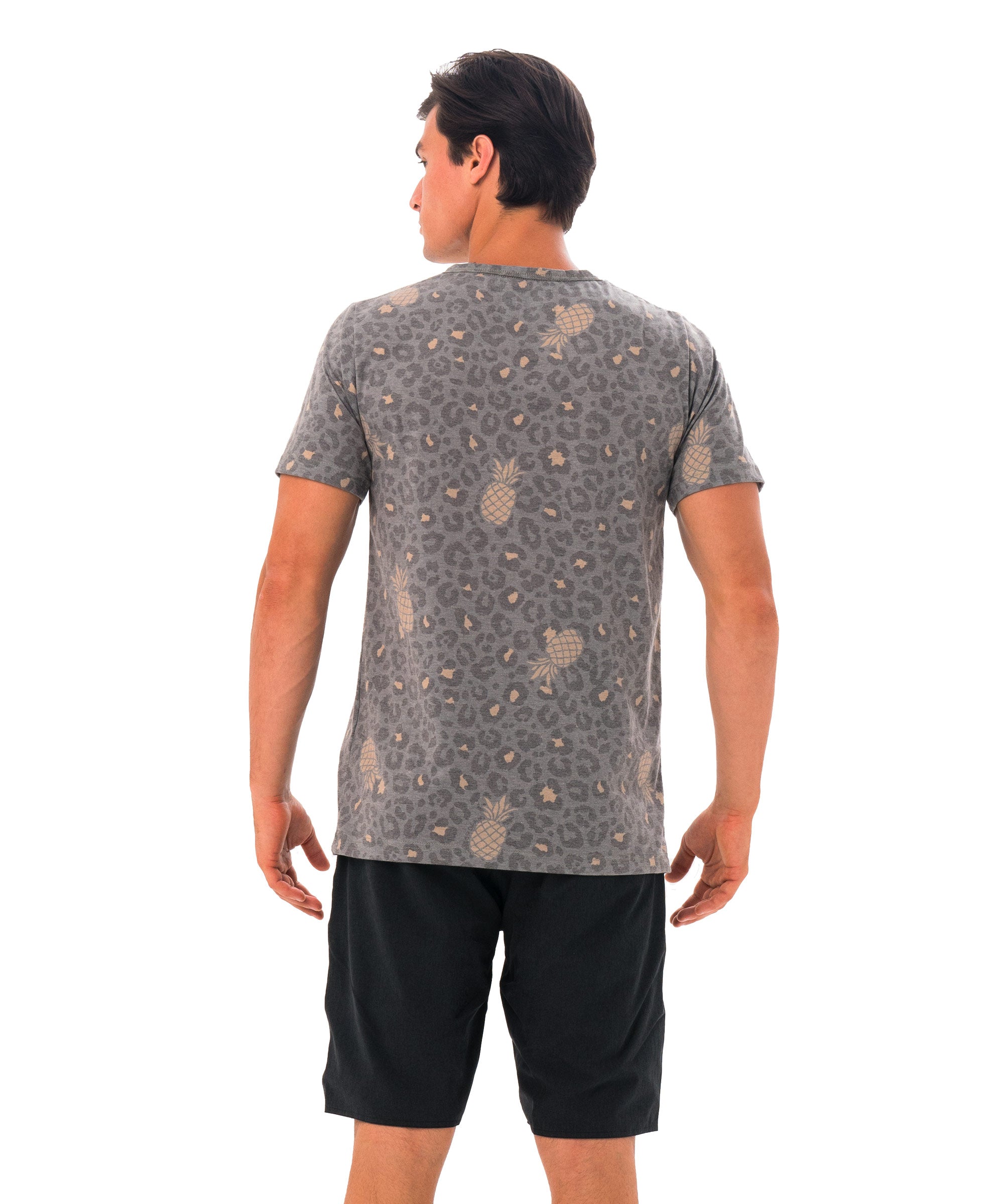 LEONANA KHAKI HANS RASH TEE